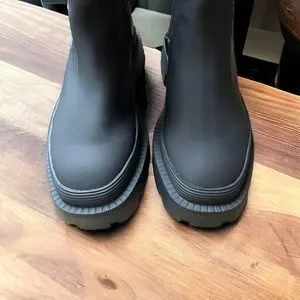 Bar III Tikka Rubber Work Lugged Sole Boots size 7.5 Bar III | Shoes | Bar Iii Tikka Rubber Work Lugged Sole  main image 2